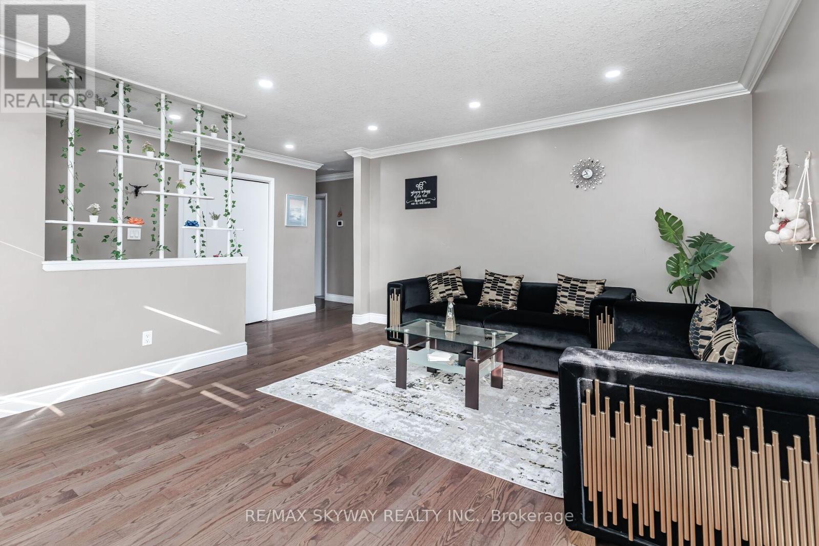 368 Blair Road, Cambridge, Ontario  N1S 2K4 - Photo 12 - X12203543