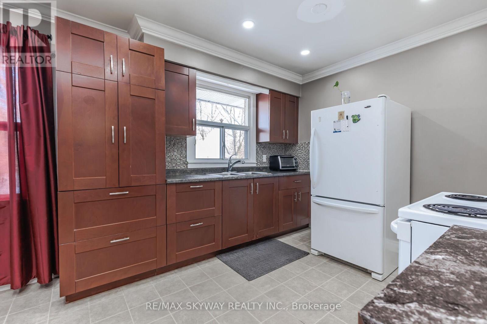 368 Blair Road, Cambridge, Ontario  N1S 2K4 - Photo 18 - X12203543