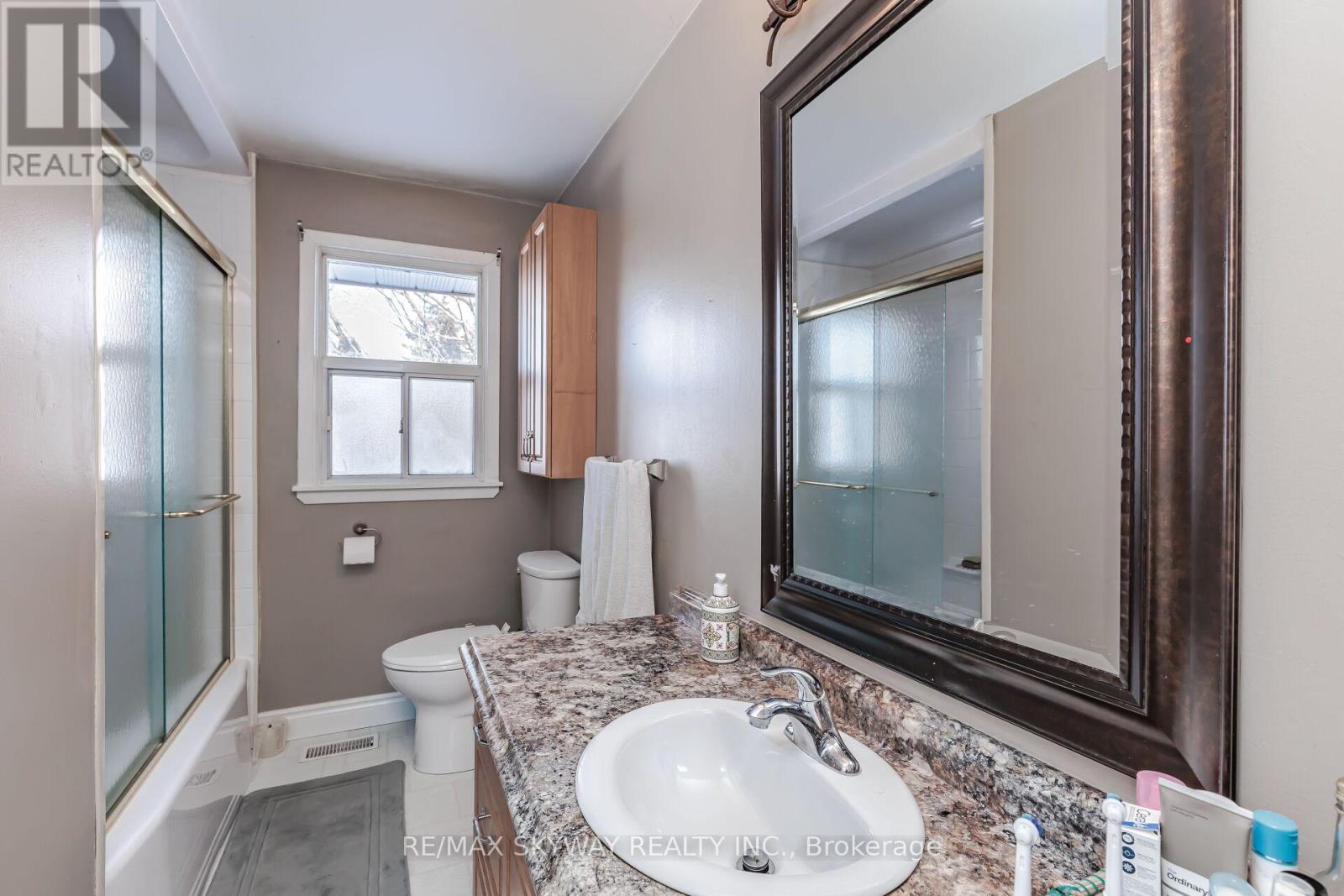 368 Blair Road, Cambridge, Ontario  N1S 2K4 - Photo 29 - X12203543