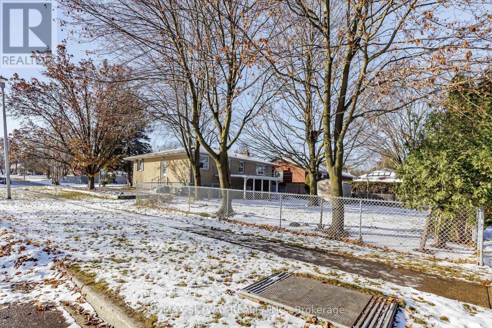 368 Blair Road, Cambridge, Ontario  N1S 2K4 - Photo 45 - X12203543