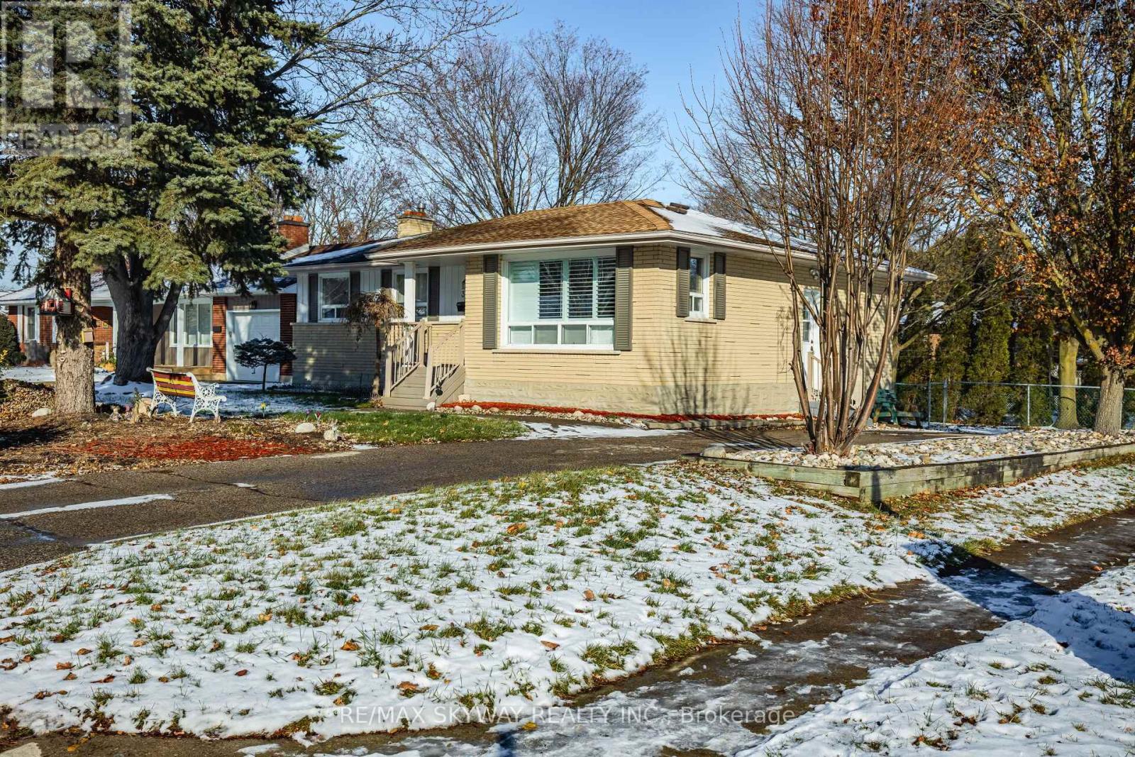 368 Blair Road, Cambridge, Ontario  N1S 2K4 - Photo 6 - X12203543