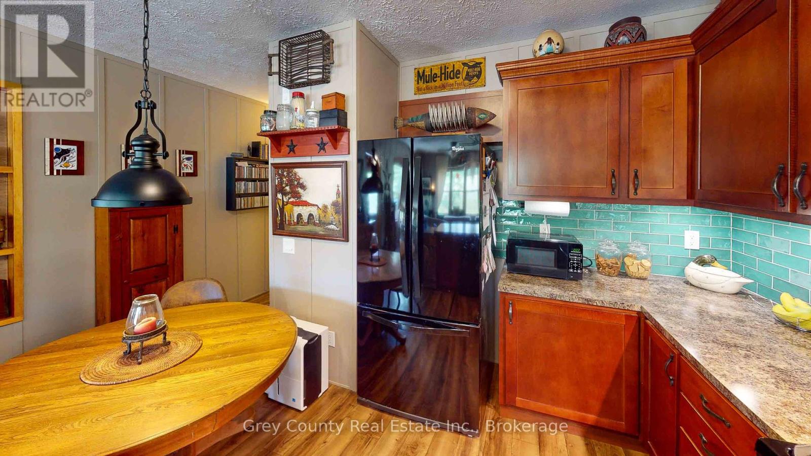 79 Sussex Square, Georgian Bluffs, Ontario  N4K 5N5 - Photo 17 - X12203599