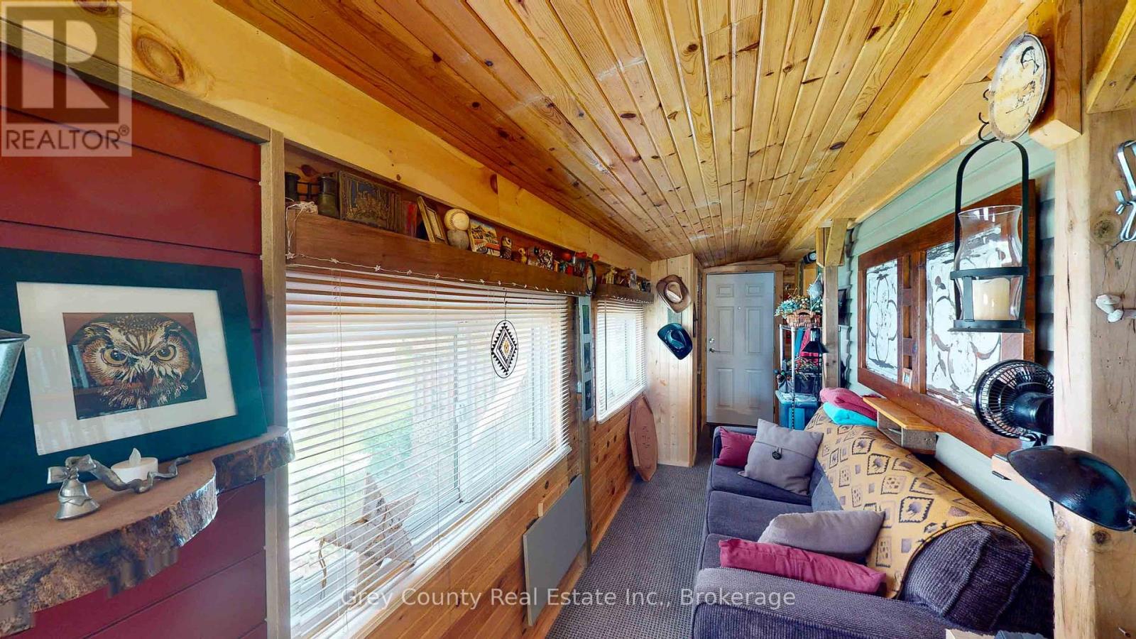 79 Sussex Square, Georgian Bluffs, Ontario  N4K 5N5 - Photo 20 - X12203599
