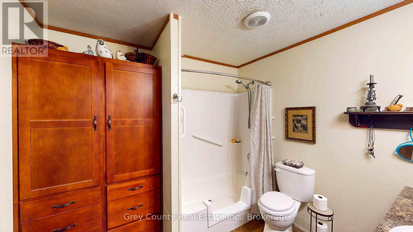 79 Sussex Square, Georgian Bluffs, Ontario  N4K 5N5 - Photo 27 - X12203599