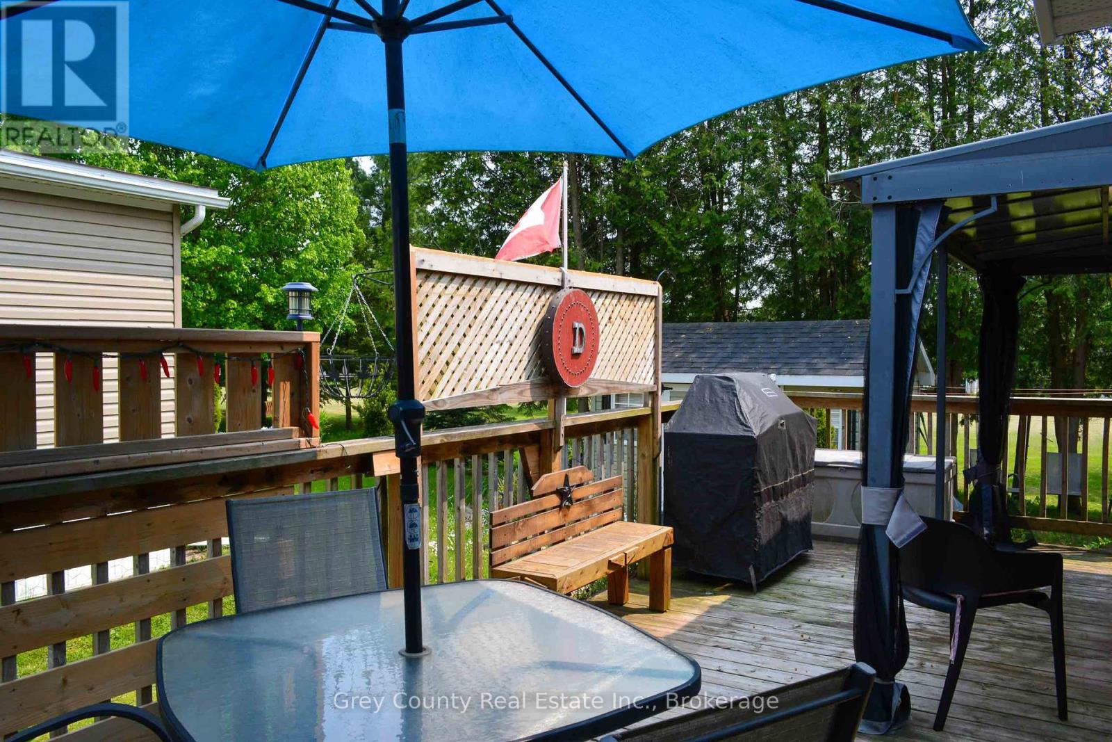 79 Sussex Square, Georgian Bluffs, Ontario  N4K 5N5 - Photo 36 - X12203599