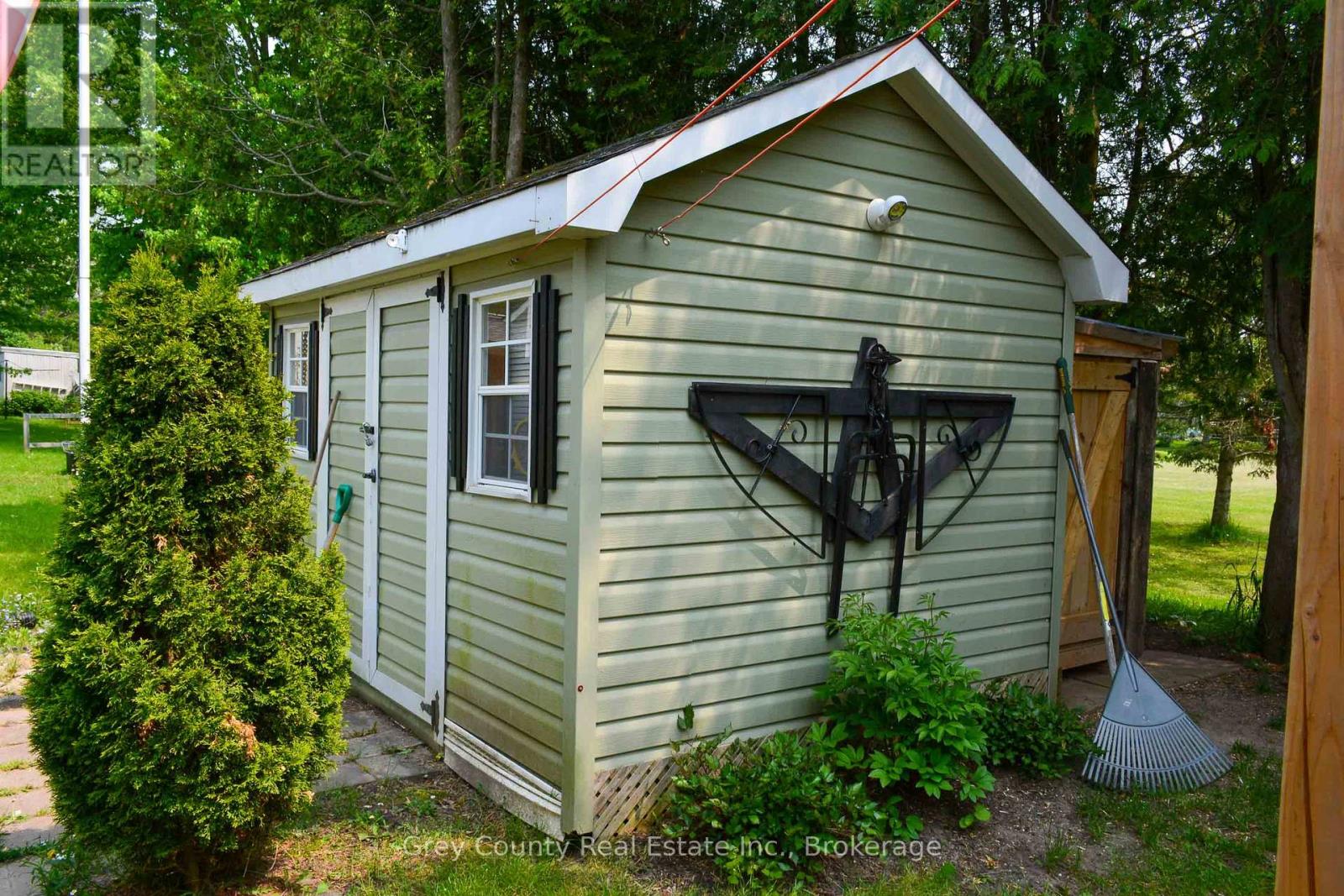 79 Sussex Square, Georgian Bluffs, Ontario  N4K 5N5 - Photo 8 - X12203599