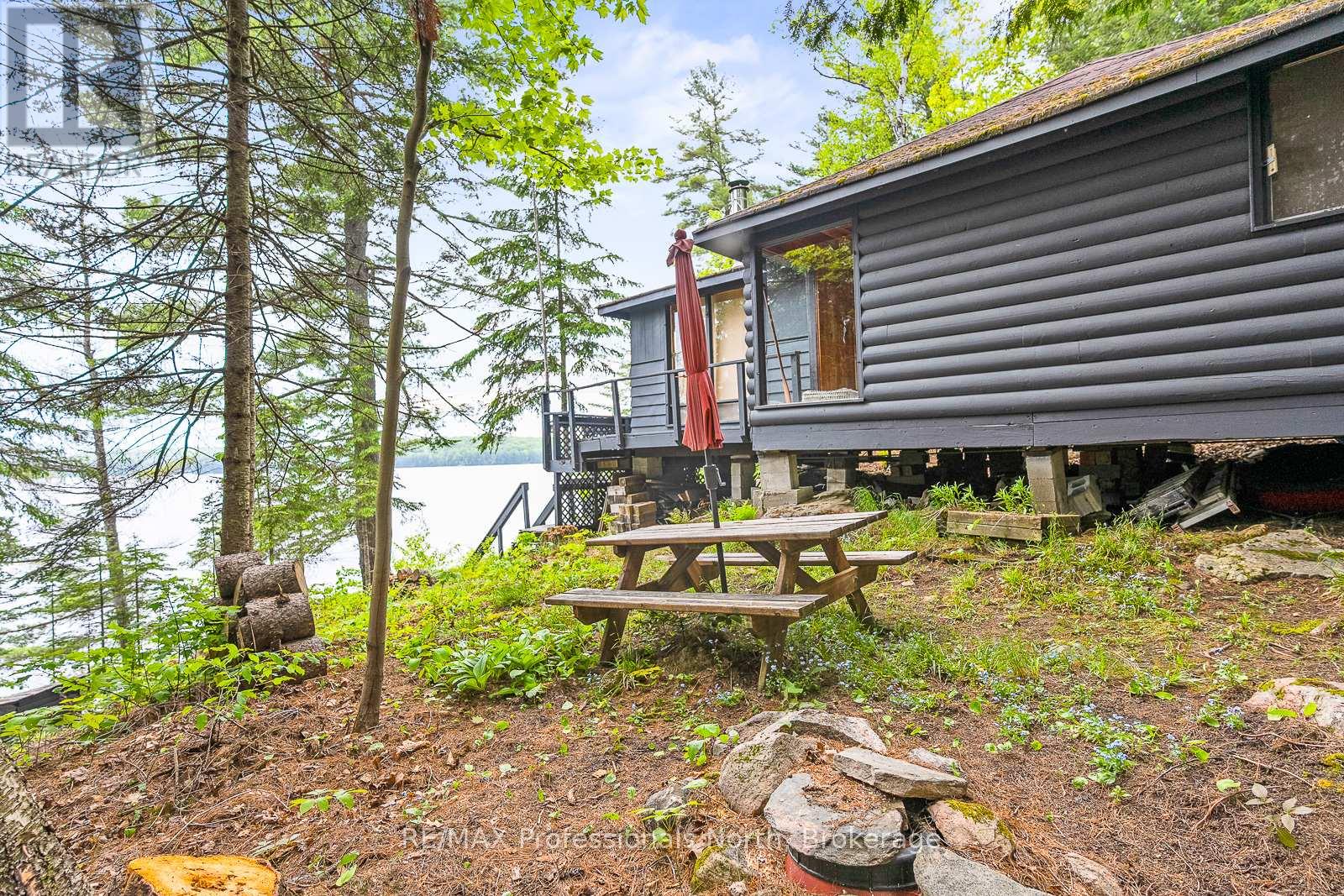 11443 Kushog North Water, Algonquin Highlands, Ontario  K0M 1J2 - Photo 2 - X12203708