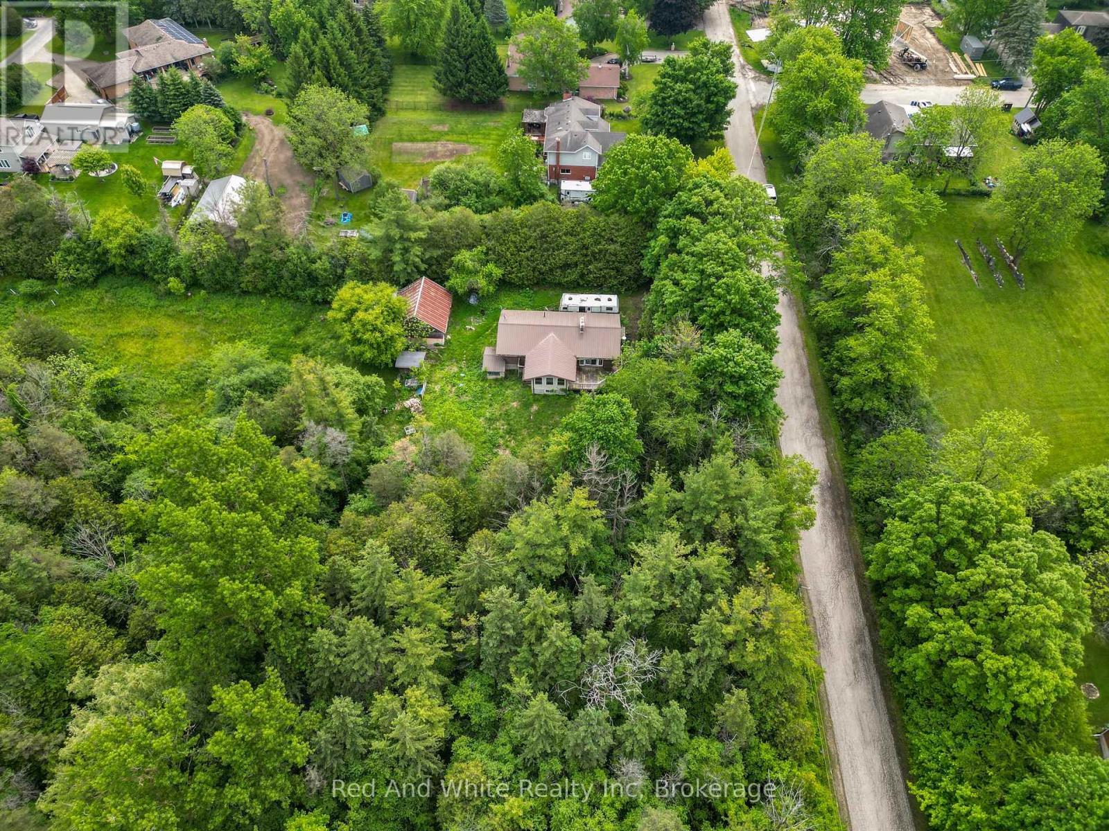 42 Peel Street, Woolwich, Ontario  N0B 2V0 - Photo 10 - X12203731