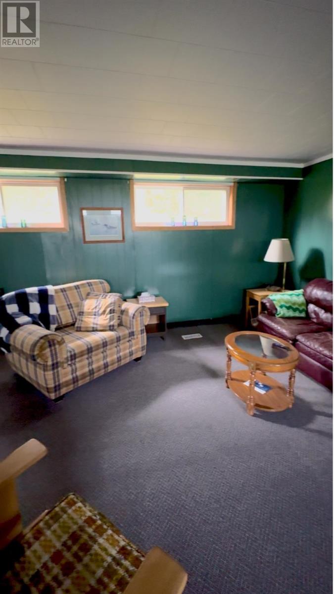 323 Hardy Ave, Wawa, Ontario  P0S 1K0 - Photo 31 - SM251447