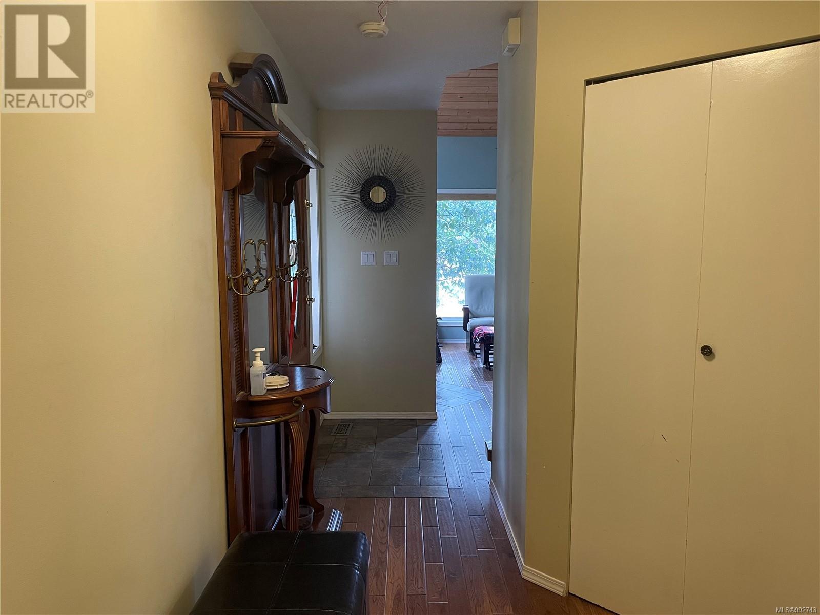509 Burman Crt, Gold River, British Columbia  V0P 1G0 - Photo 11 - 992743