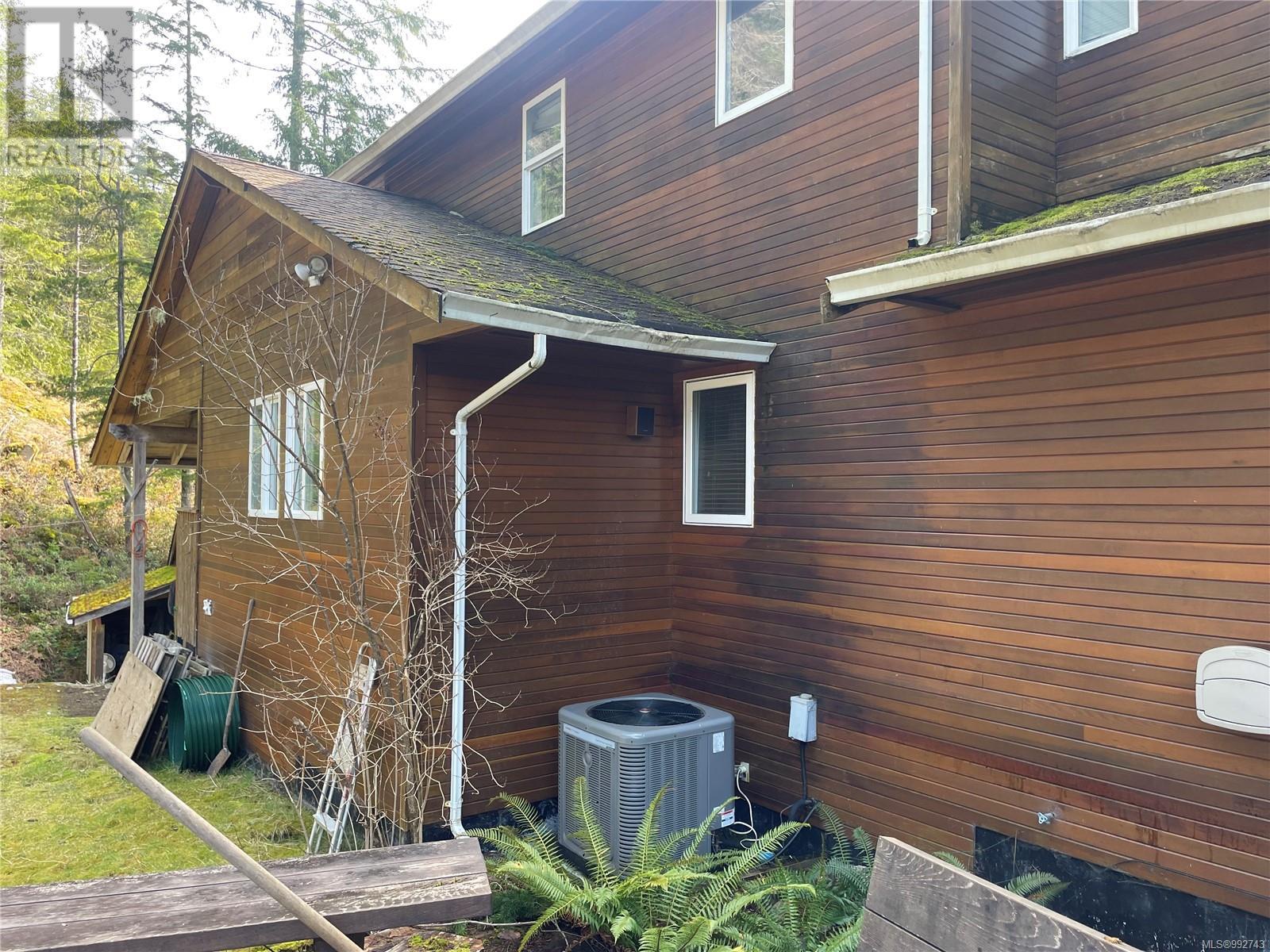 509 Burman Crt, Gold River, British Columbia  V0P 1G0 - Photo 32 - 992743