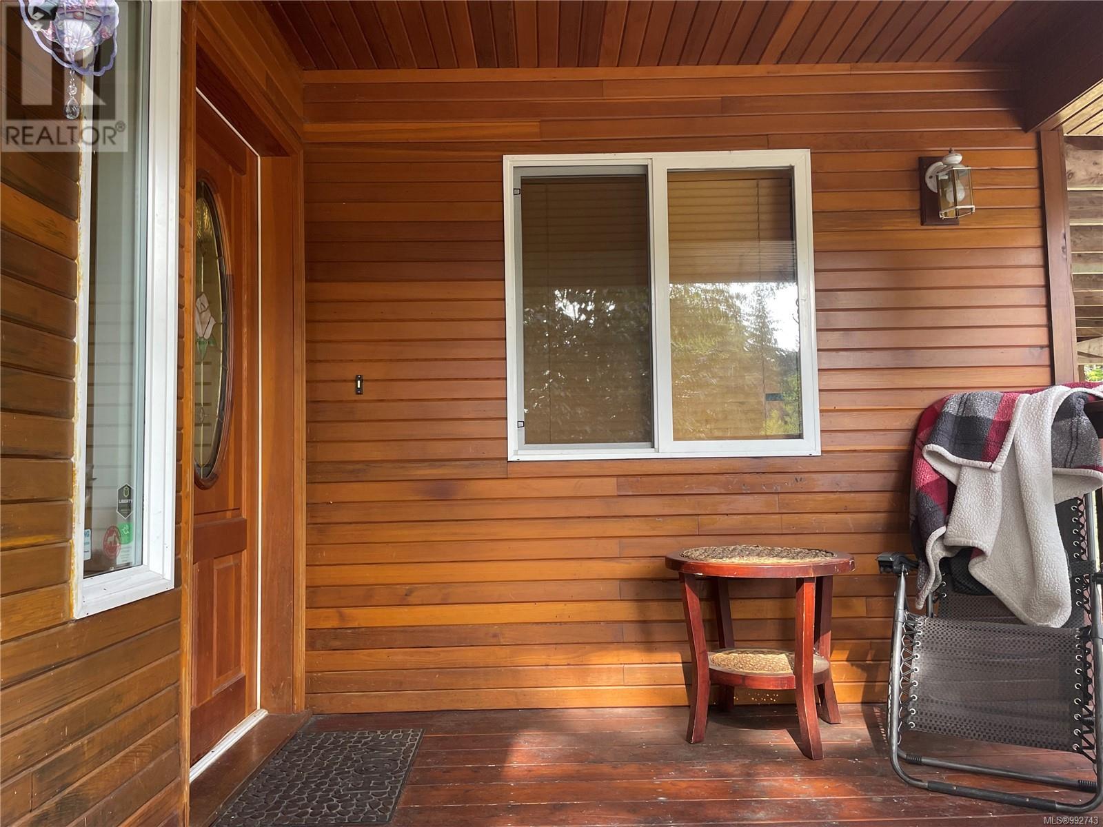 509 Burman Crt, Gold River, British Columbia  V0P 1G0 - Photo 6 - 992743
