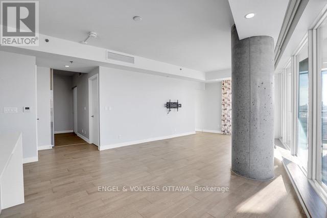 706 - 428 Sparks Street S, Ottawa, Ontario  K1R 0B3 - Photo 7 - X12129155