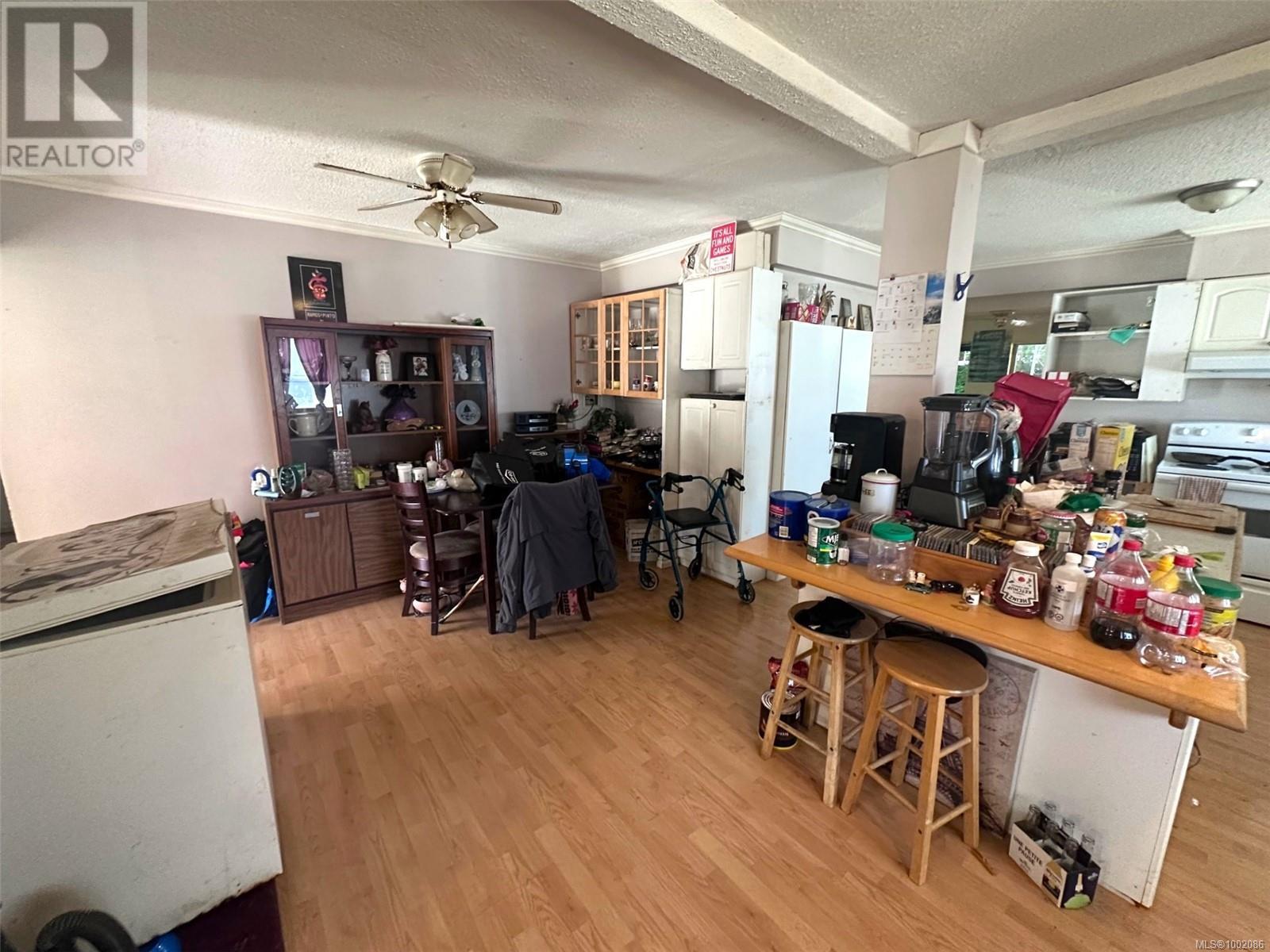 Property at 6291 Fairview Way image 5