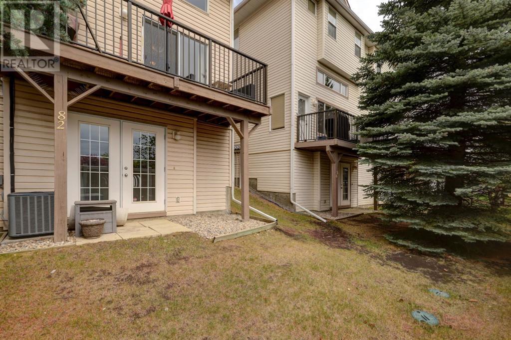 82 Country Hills Cove Nw, Calgary, Alberta  T3K 5G8 - Photo 30 - A2222677