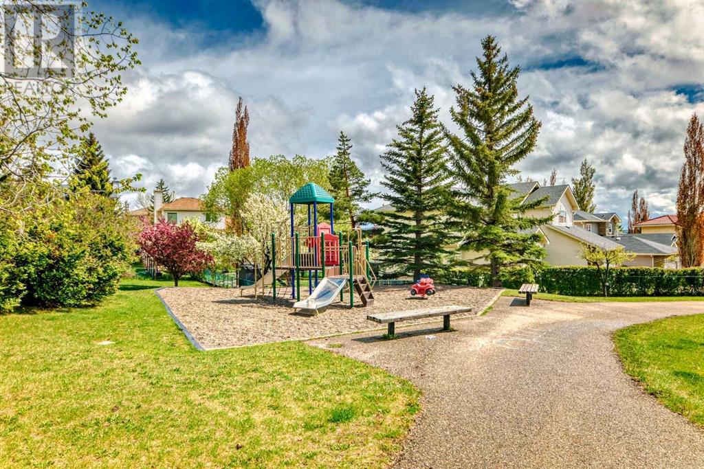 242 Hawkdale Bay Nw, Calgary, Alberta  T3G 3L3 - Photo 45 - A2222995