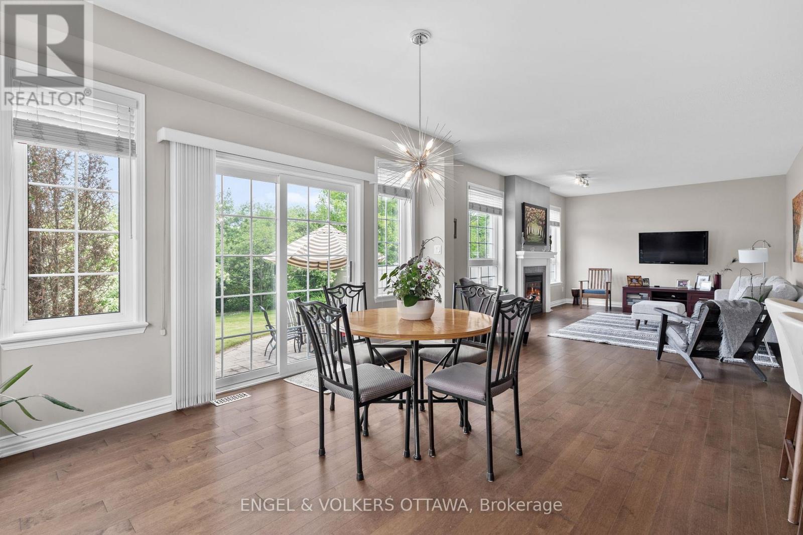 94 Riverstone Drive, Ottawa, Ontario  K2J 5E3 - Photo 13 - X12203634