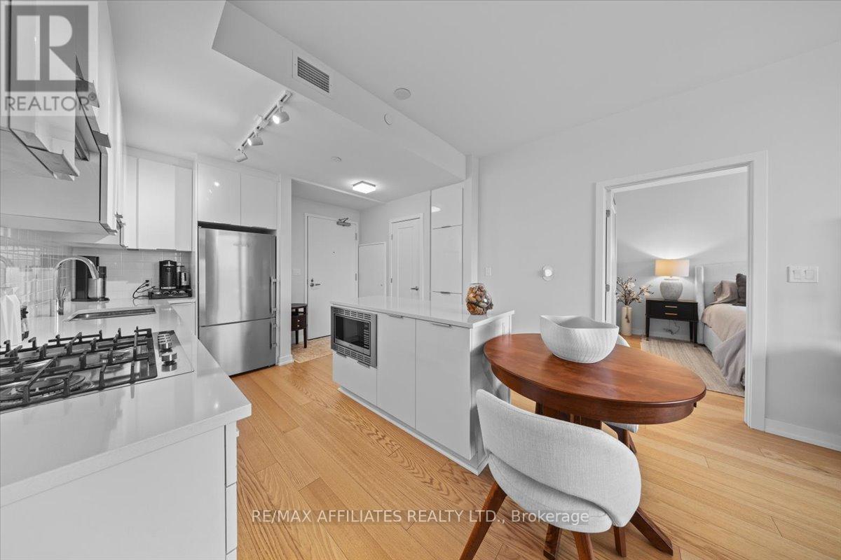 406 - 570 De Mazenod Avenue, Ottawa, Ontario  K1S 5X2 - Photo 11 - X12203710
