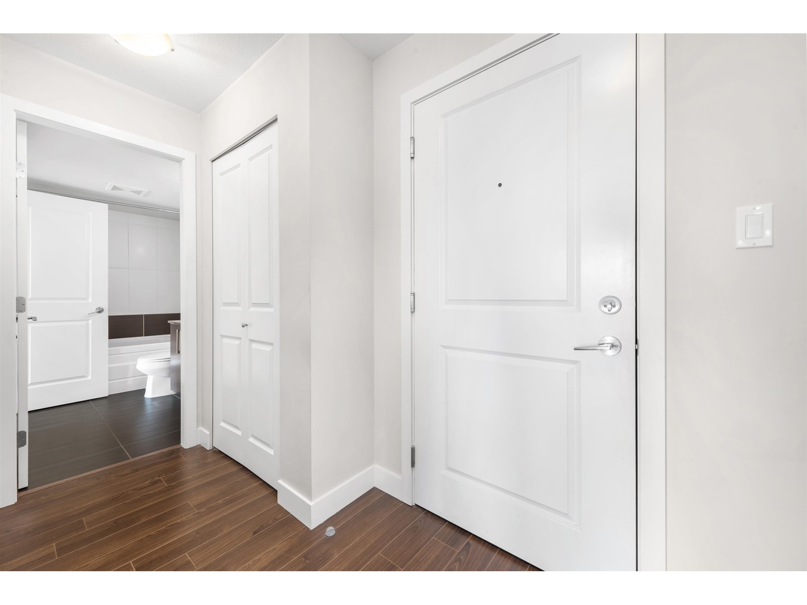 307 15795 Croydon Drive, Surrey, British Columbia  V3Z 2L6 - Photo 13 - R3012390