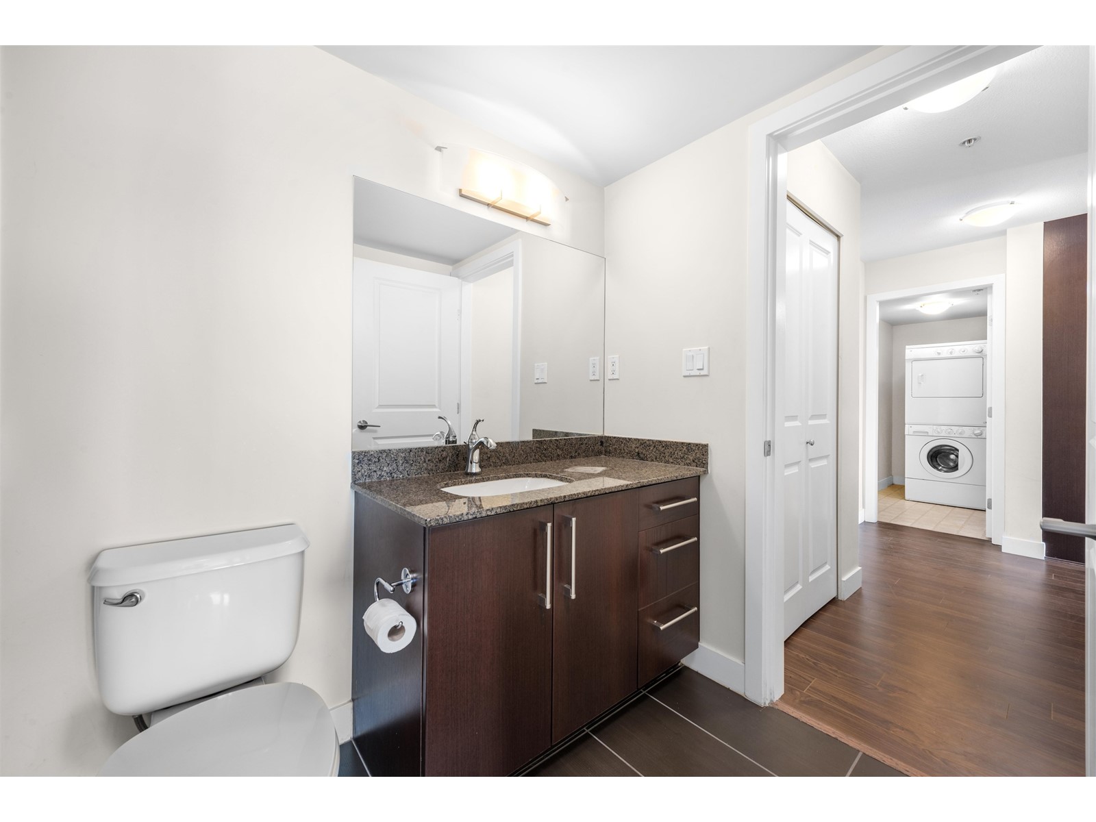 307 15795 Croydon Drive, Surrey, British Columbia  V3Z 2L6 - Photo 11 - R3012390
