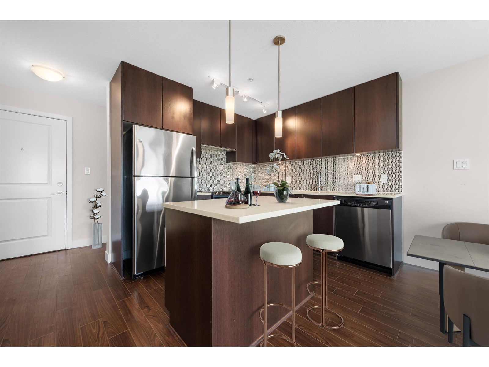 307 15795 CROYDON DRIVE, Surrey, British Columbia