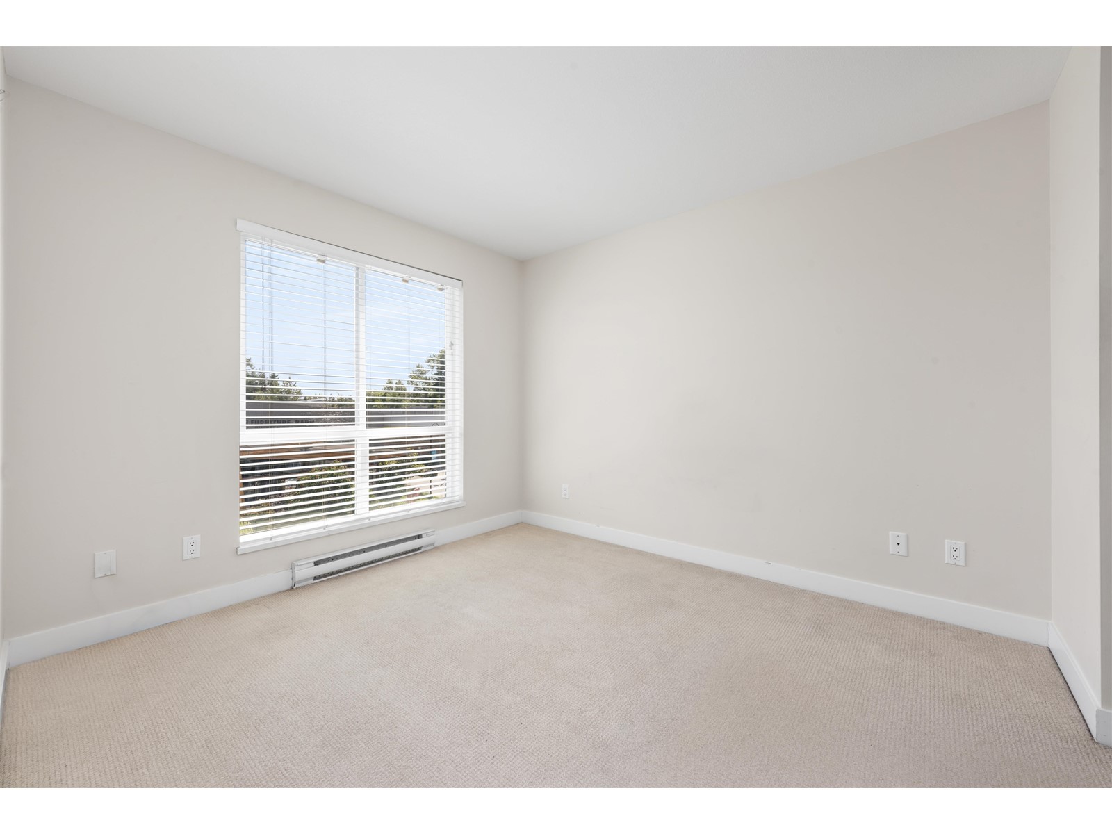 307 15795 Croydon Drive, Surrey, British Columbia  V3Z 2L6 - Photo 5 - R3012390