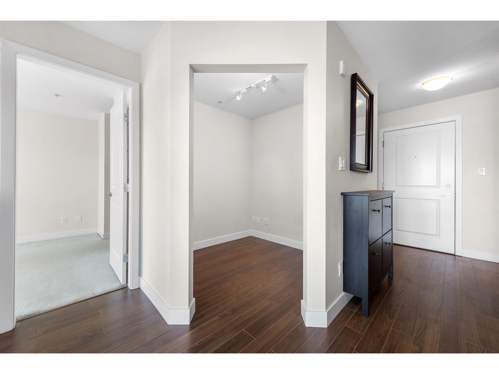 307 15795 Croydon Drive, Surrey, British Columbia  V3Z 2L6 - Photo 15 - R3012390