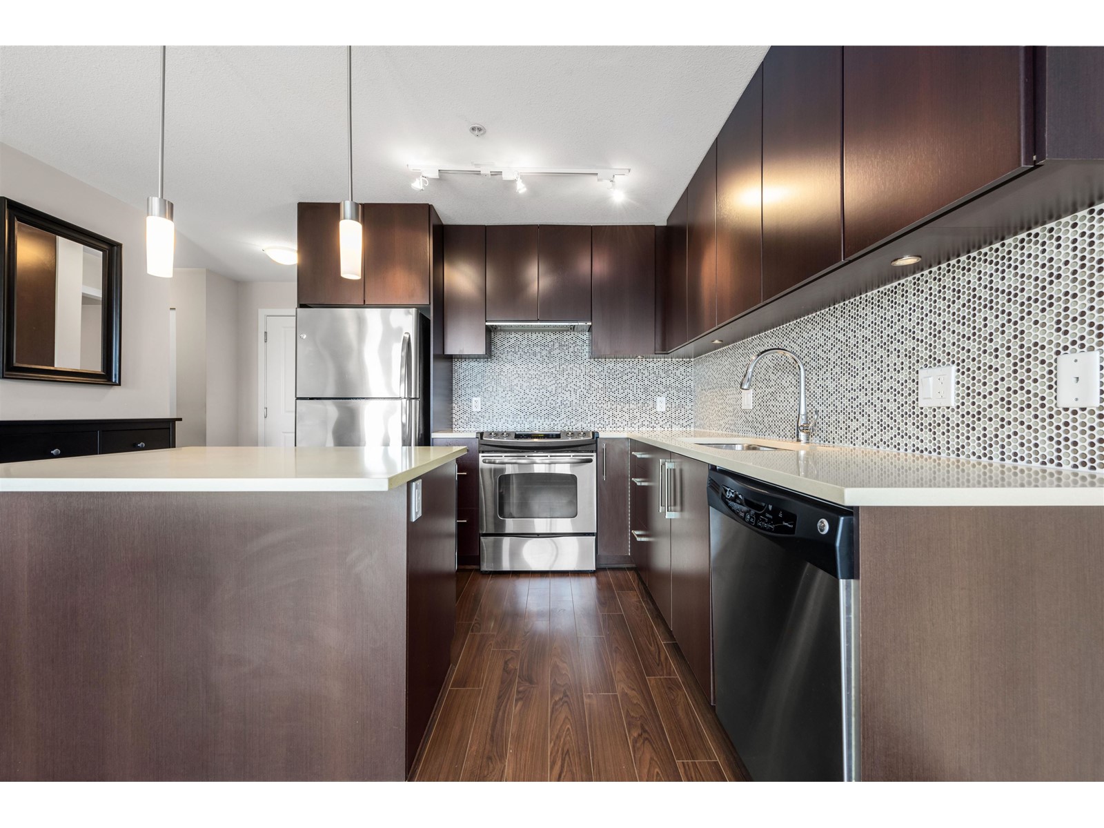307 15795 Croydon Drive, Surrey, British Columbia  V3Z 2L6 - Photo 19 - R3012390