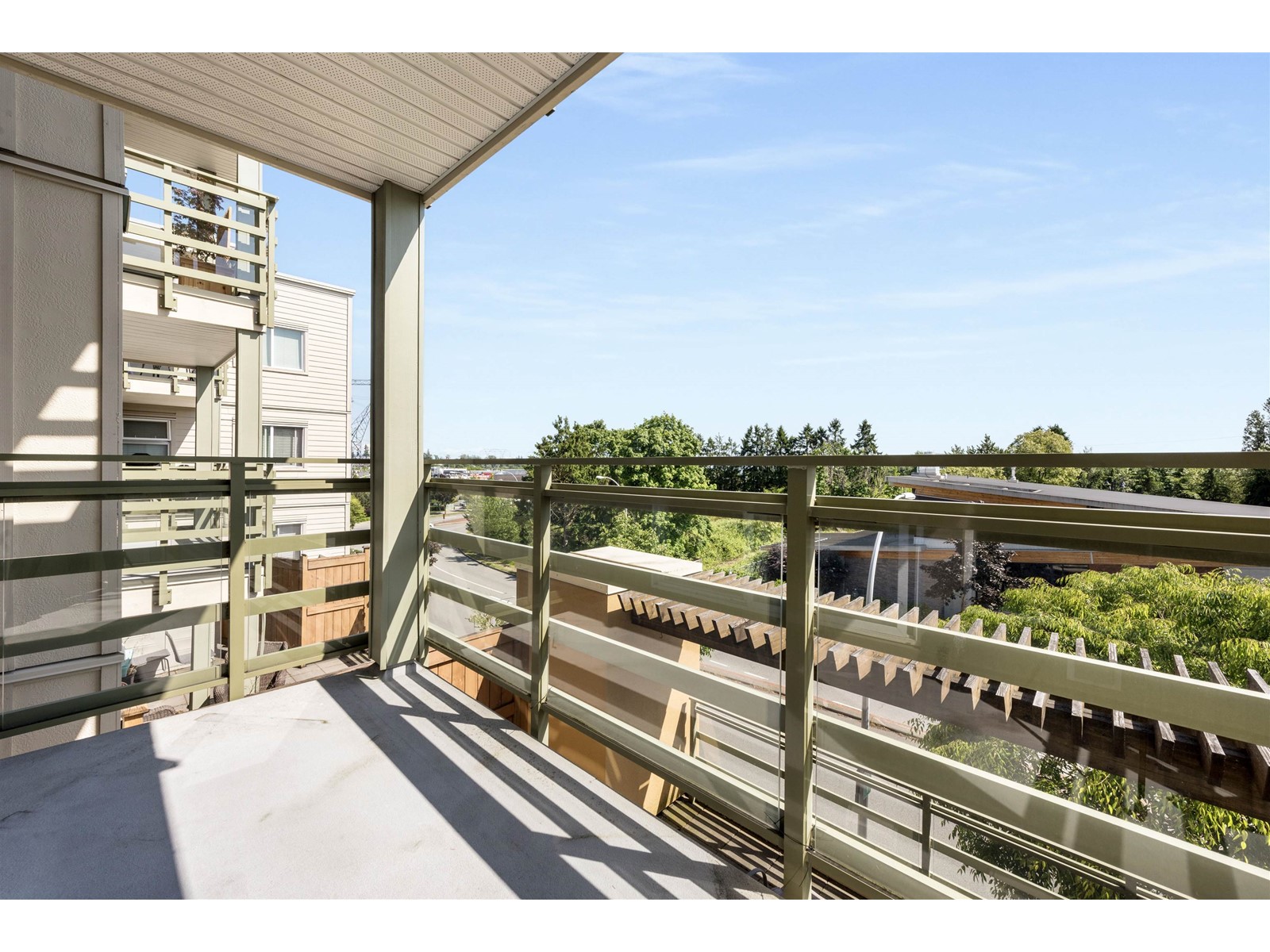 307 15795 Croydon Drive, Surrey, British Columbia  V3Z 2L6 - Photo 32 - R3012390