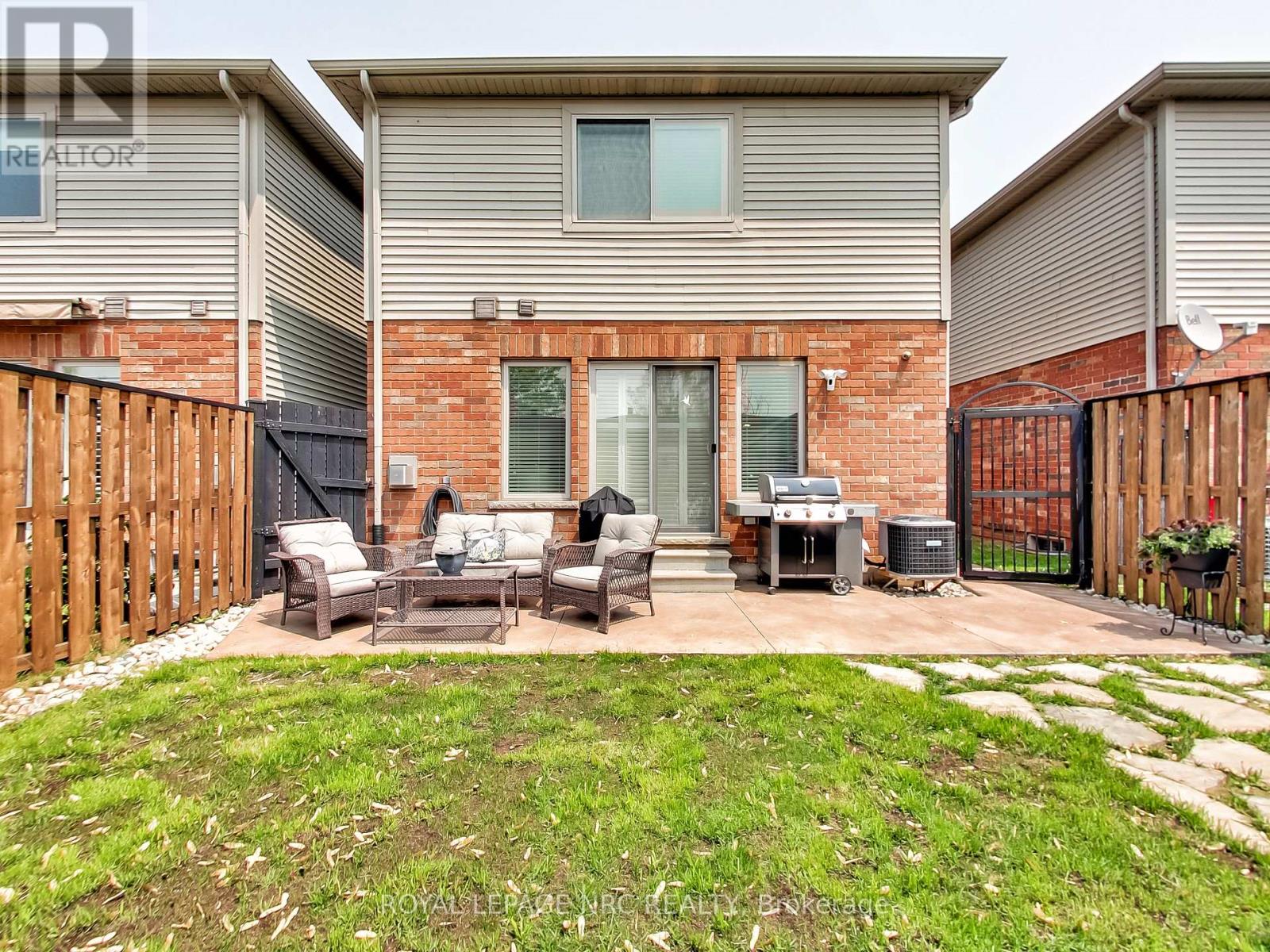 107 Sumner Crescent, Grimsby (Grimsby Beach), Ontario  L3M 0B4 - Photo 43 - X12203593