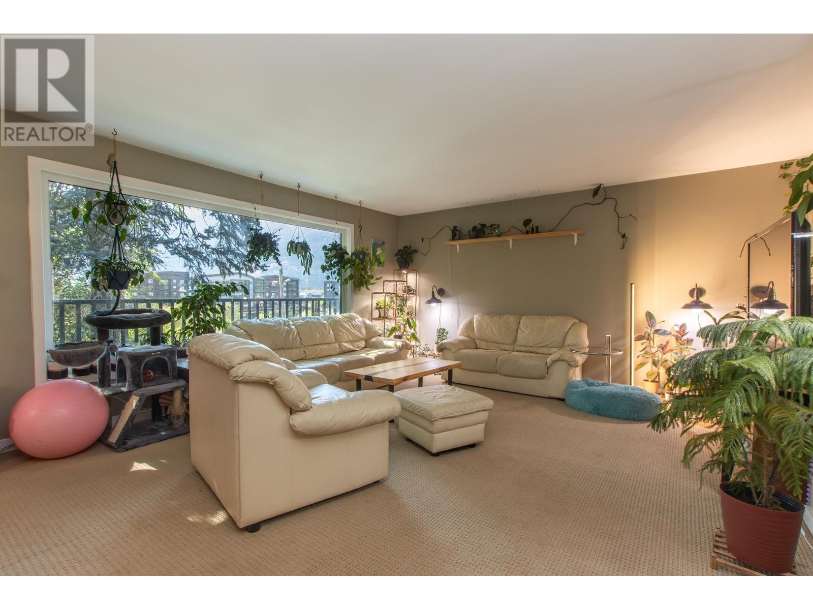 38063 Clarke Drive, Squamish, British Columbia  V0N 3G0 - Photo 15 - R2998317