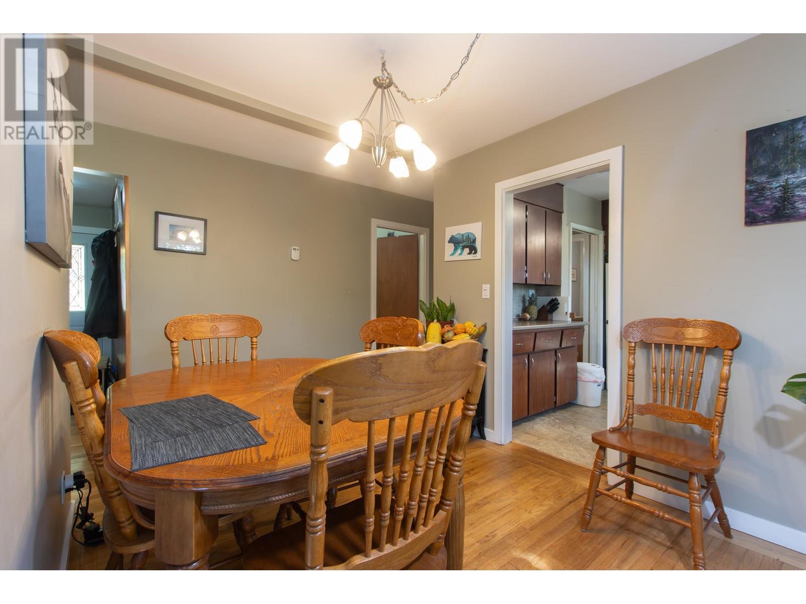 38063 Clarke Drive, Squamish, British Columbia  V0N 3G0 - Photo 11 - R2998317