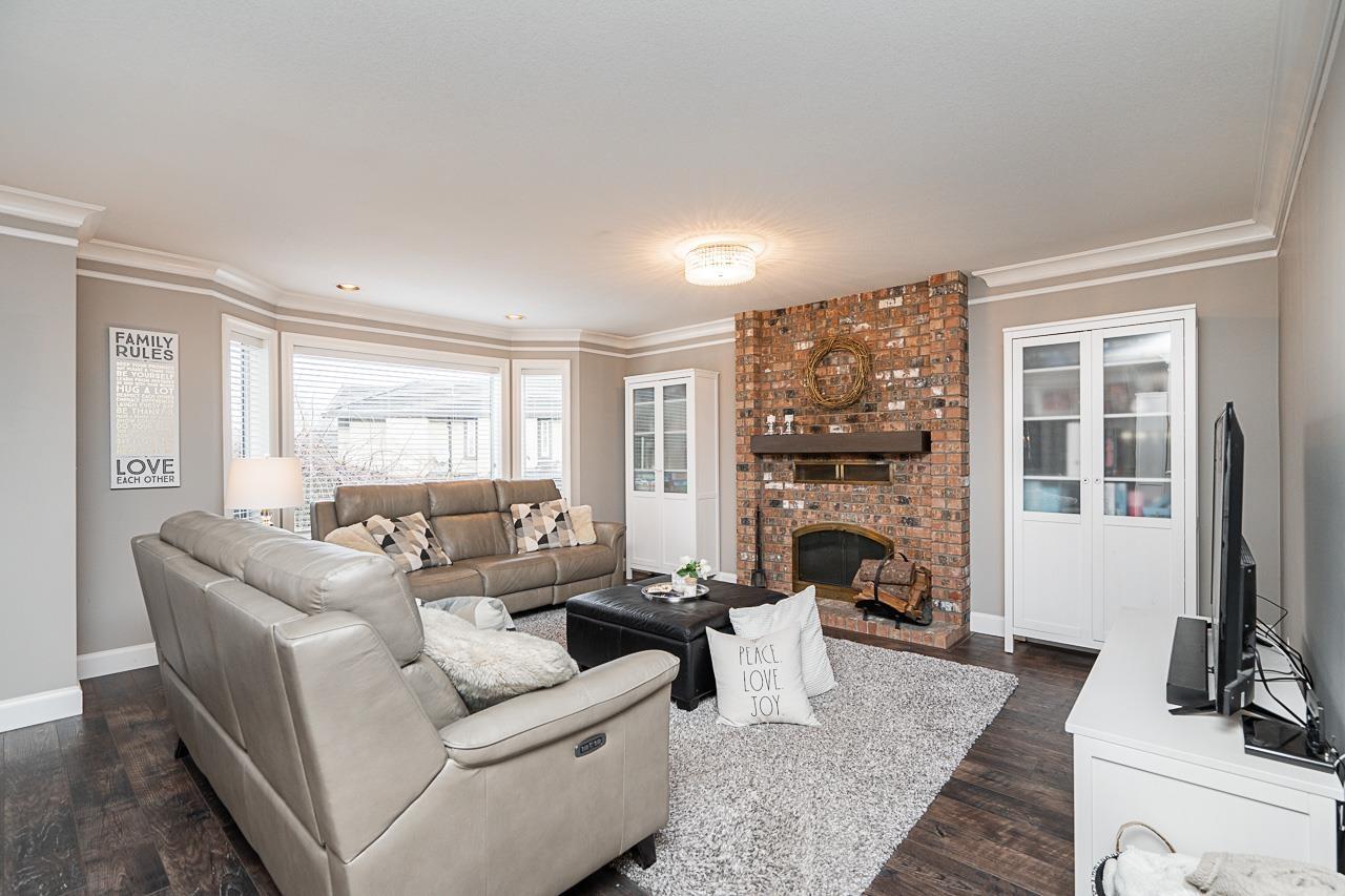 15556 92a Avenue, Surrey, British Columbia  V3R 9B3 - Photo 6 - R3011976