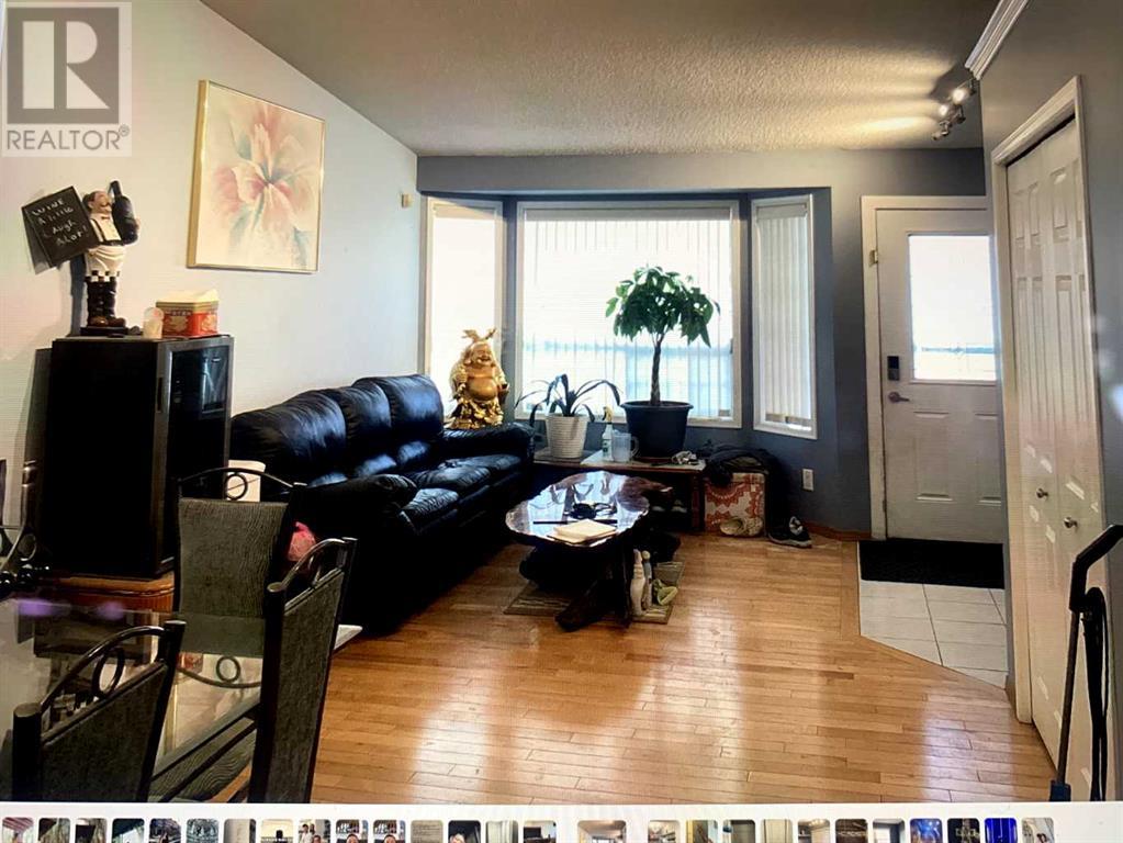 894 Applewood Drive Se, Calgary, Alberta  T2A 7P2 - Photo 4 - A2195123