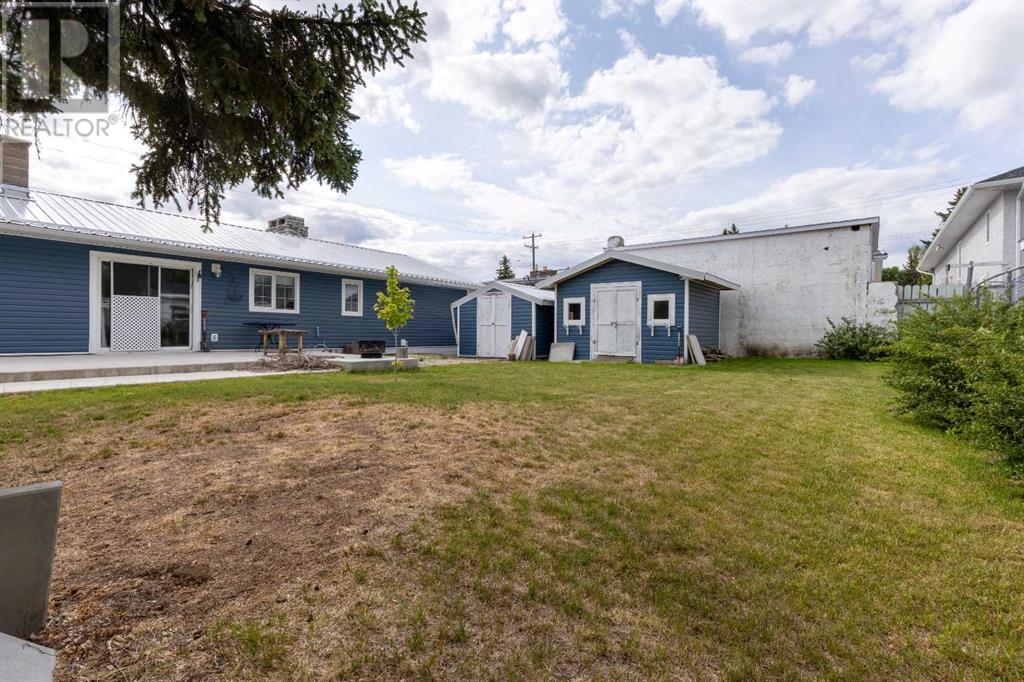 275 2 Street W, Cardston, Alberta  T0K 0K0 - Photo 36 - A2225664