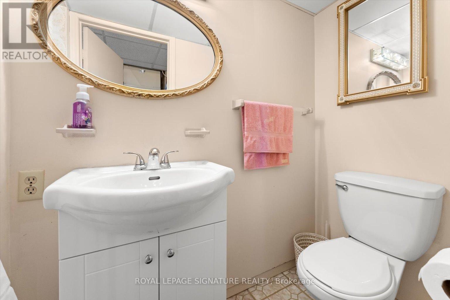Upper - 33 Sumner Heights, Toronto, Ontario  M2K 1Y2 - Photo 19 - C12203618