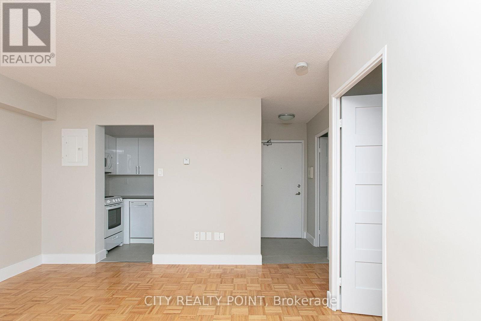 709 - 666 Spadina Avenue, Toronto, Ontario  M5S 2H8 - Photo 3 - C12203662
