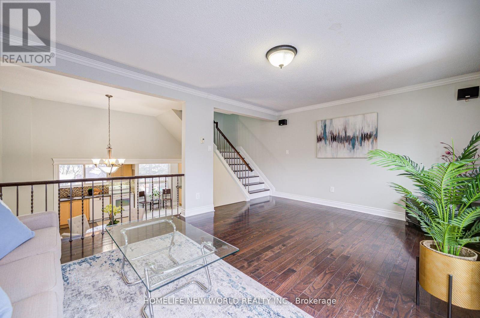 7 Jenny Wren Way, Toronto, Ontario  M2H 2Y8 - Photo 14 - C12203668