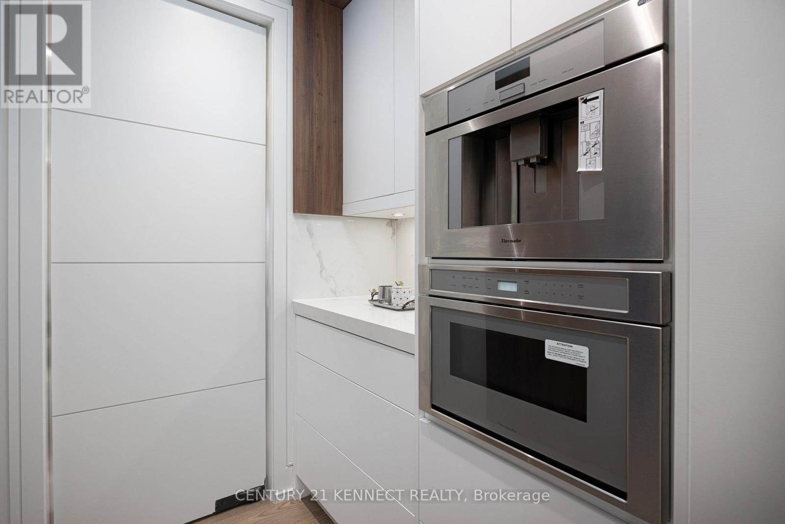 476 Broadway Avenue S, Toronto, Ontario  M4G 2R6 - Photo 10 - C12203693