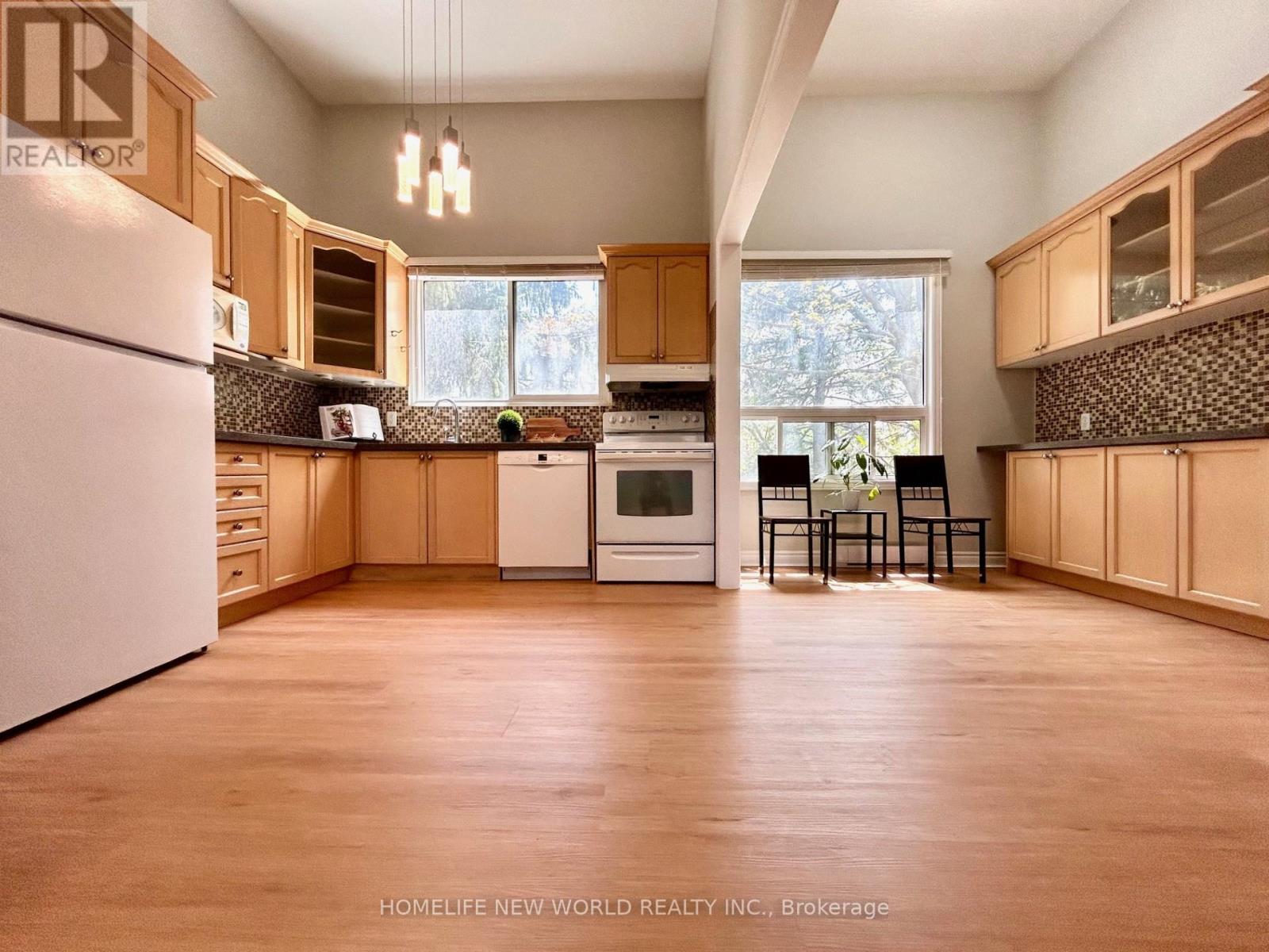 7 Jenny Wren Way, Toronto, Ontario  M2H 2Y8 - Photo 8 - C12203726
