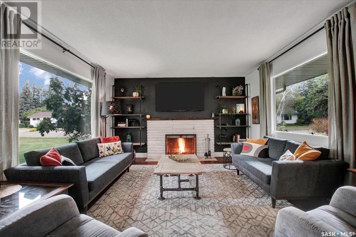 Property at 3329 Dieppe STREET image 2