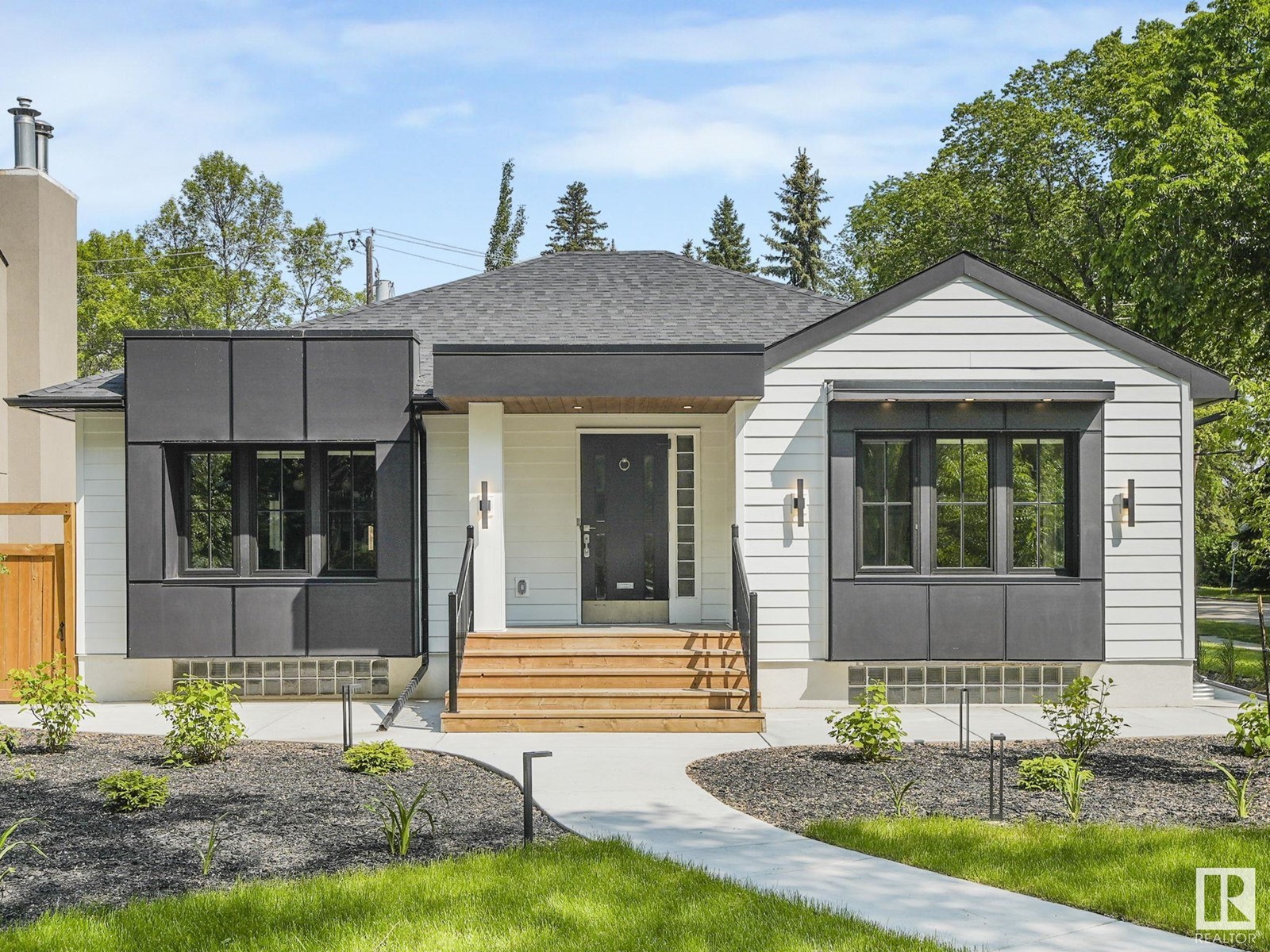 13002 GLENORA CR NW, Edmonton, Alberta