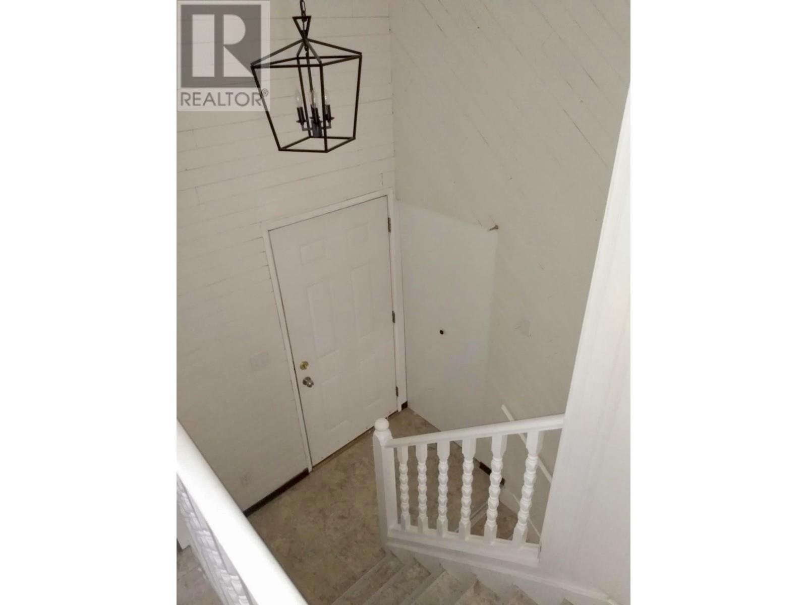 404 Vanderview Drive, Vanderhoof, British Columbia  V0J 3A2 - Photo 9 - R3012230
