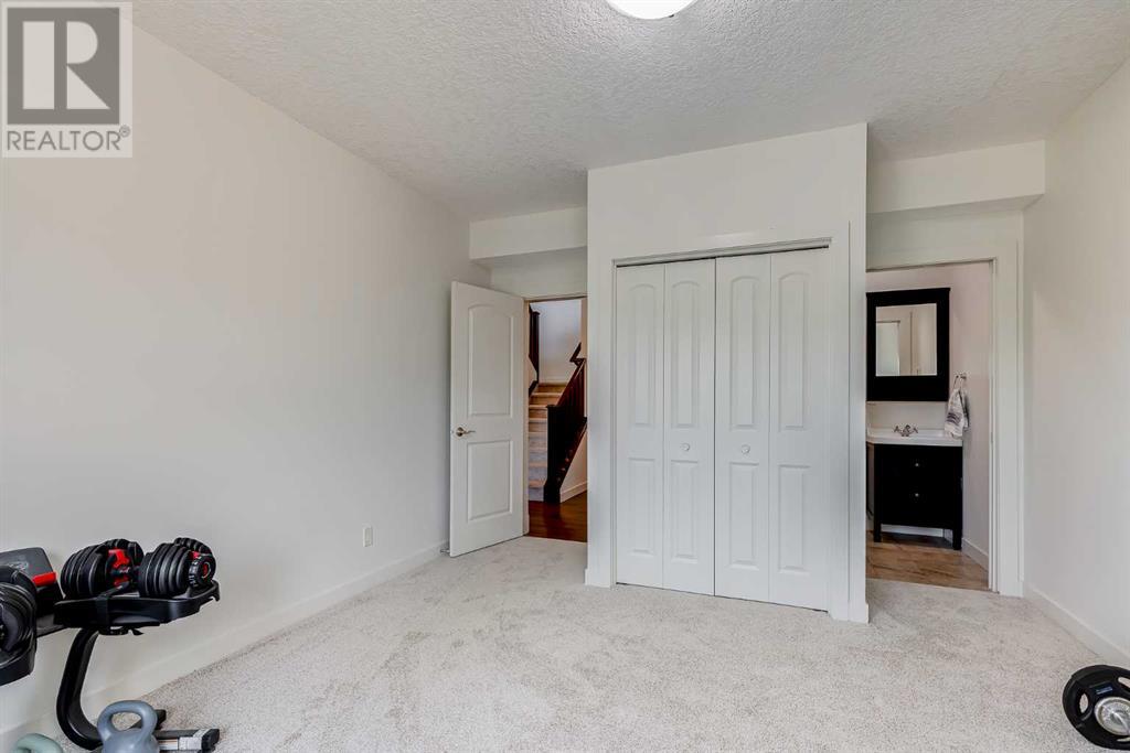 24 Elgin Estates View Se, Calgary, Alberta  T2Z 0Y4 - Photo 31 - A2218127