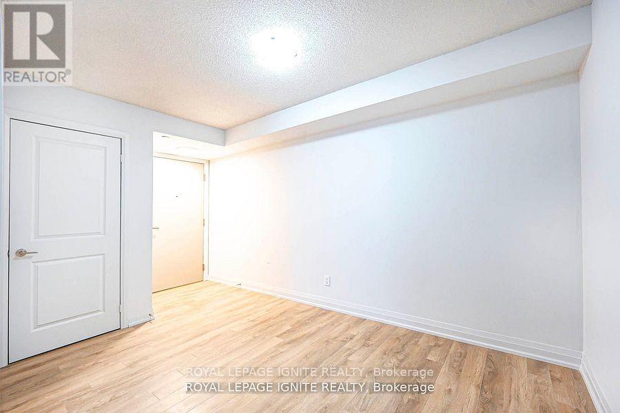 1806 - 20 Meadowglen Place, Toronto, Ontario  M1G 0A9 - Photo 7 - E12203666