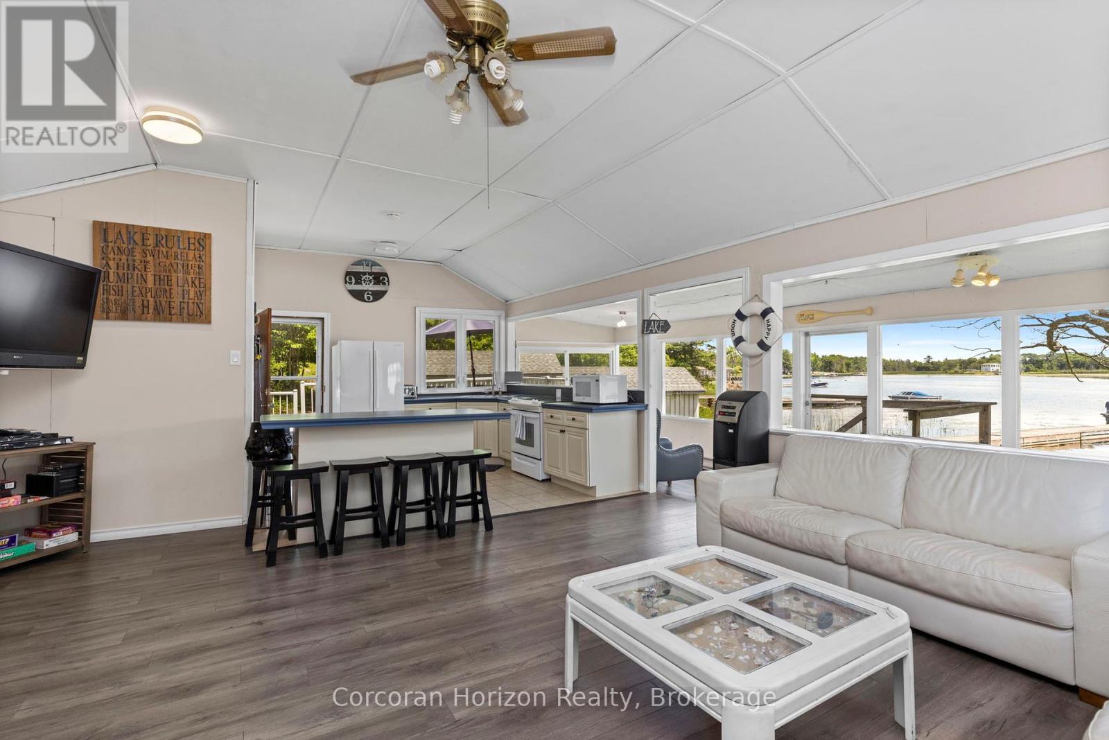 68 Wolverine Beach Rd, Georgian Bay (Baxter), Ontario  P0E 1E0 - Photo 12 - X12202160