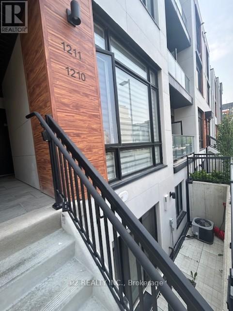1210 - 10 David Eyer Road, Richmond Hill, Ontario  L4S 0N3 - Photo 3 - N12203647