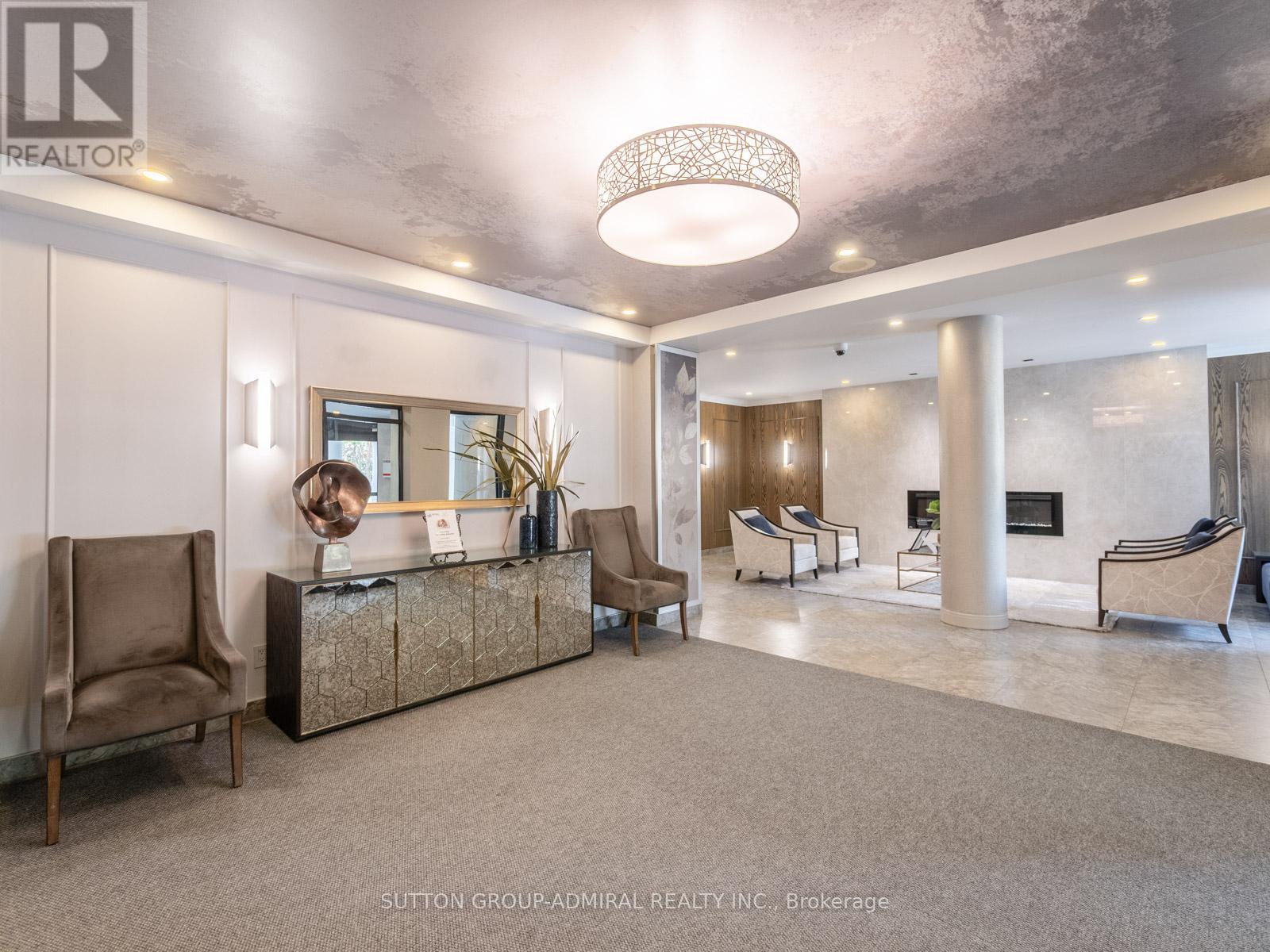 406 - 120 Promenade Circle, Vaughan, Ontario  L4J 7W9 - Photo 2 - N12203732