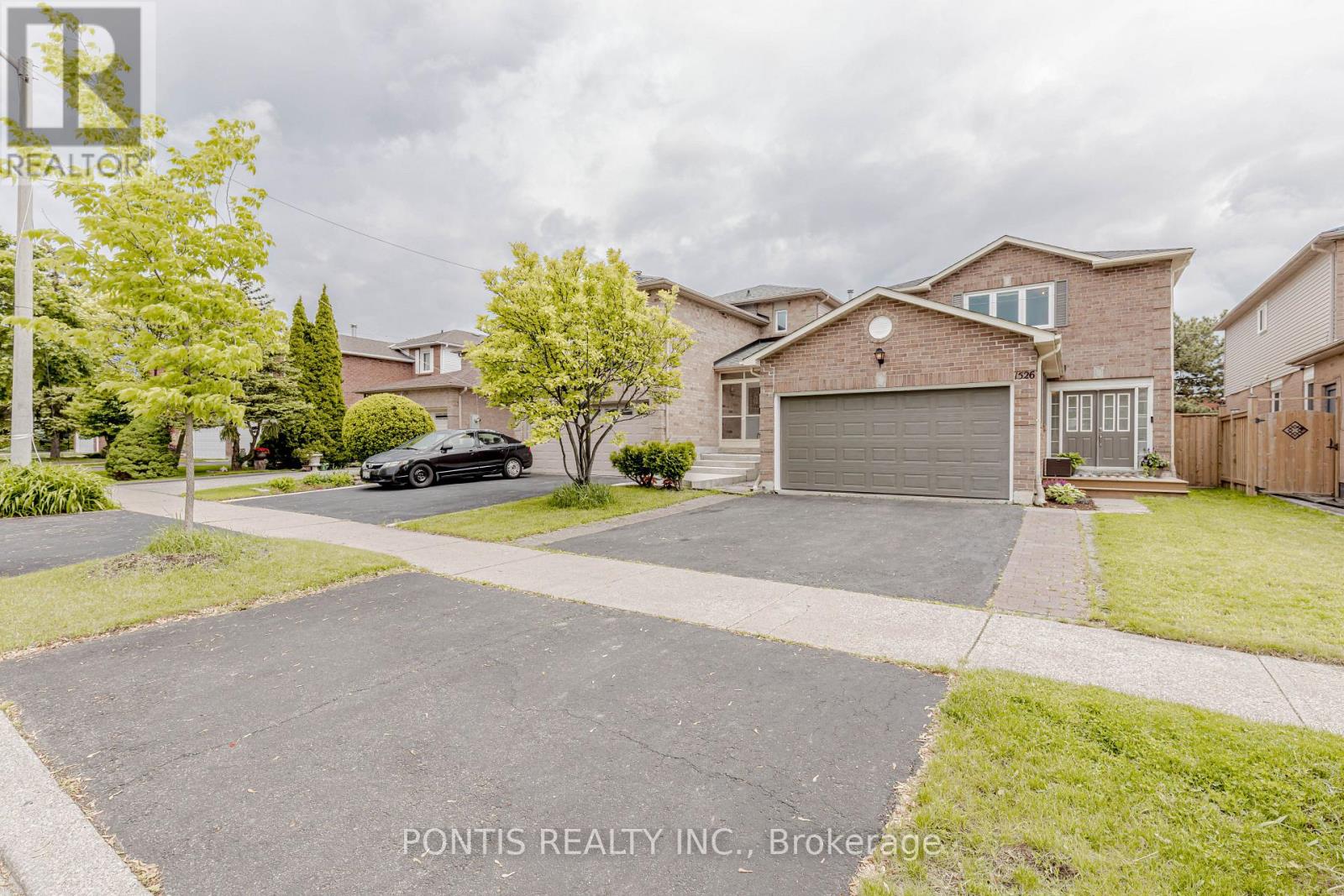 1526 Kirkrow Crescent, Mississauga, Ontario  L5M 3Y8 - Photo 2 - W12184661