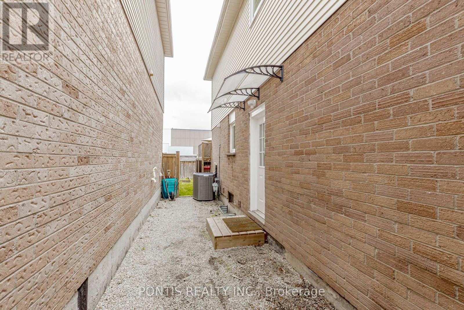 1526 Kirkrow Crescent, Mississauga (East Credit), Ontario  L5M 3Y8 - Photo 33 - W12184661